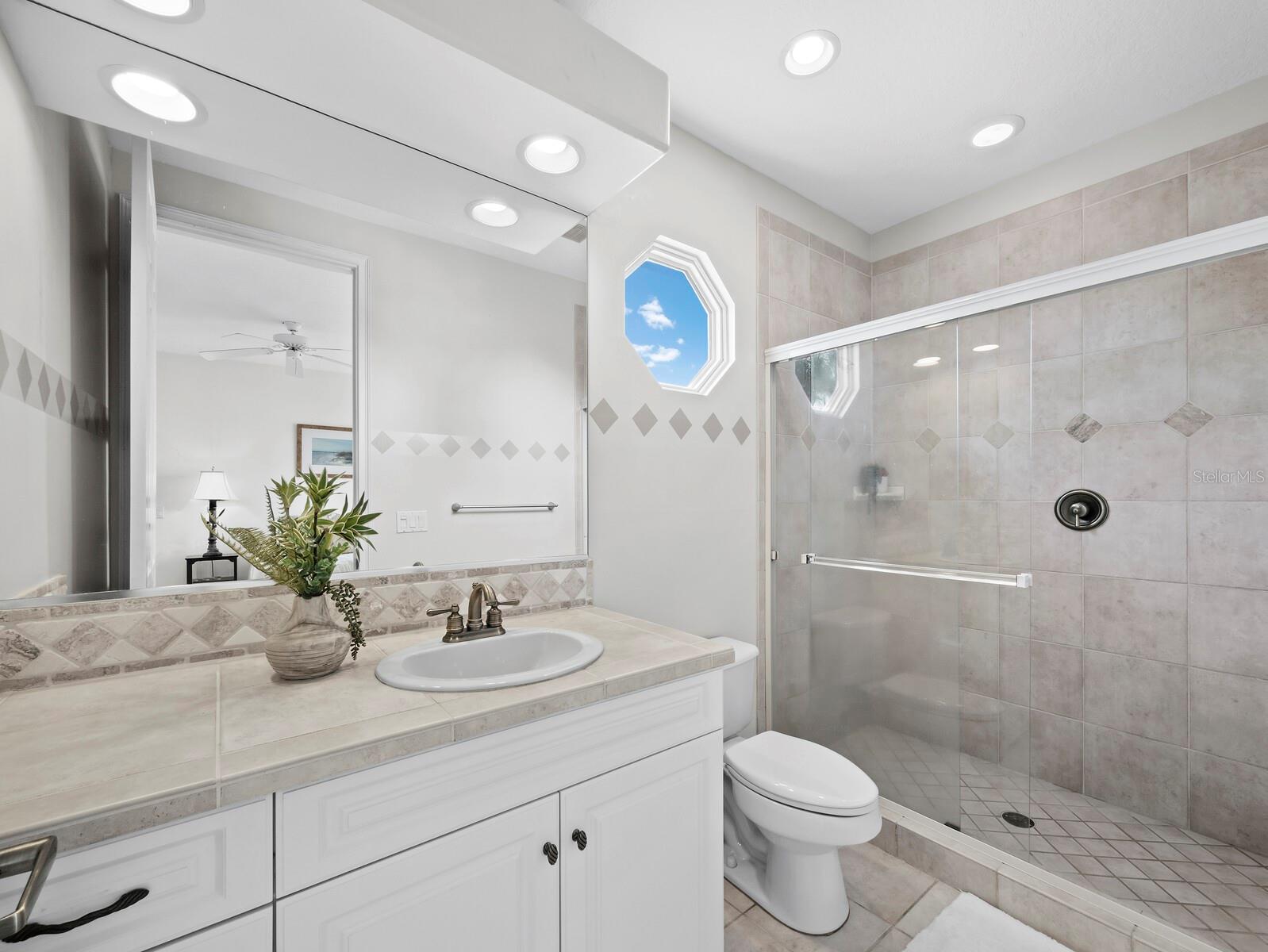 COUNTRY CLUB SHORES SEC 02 - Residential