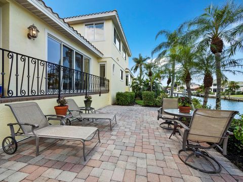 Tiny photo for 573 Spinnaker Lane, Longboat Key, FL 34228 (MLS # A4668083)