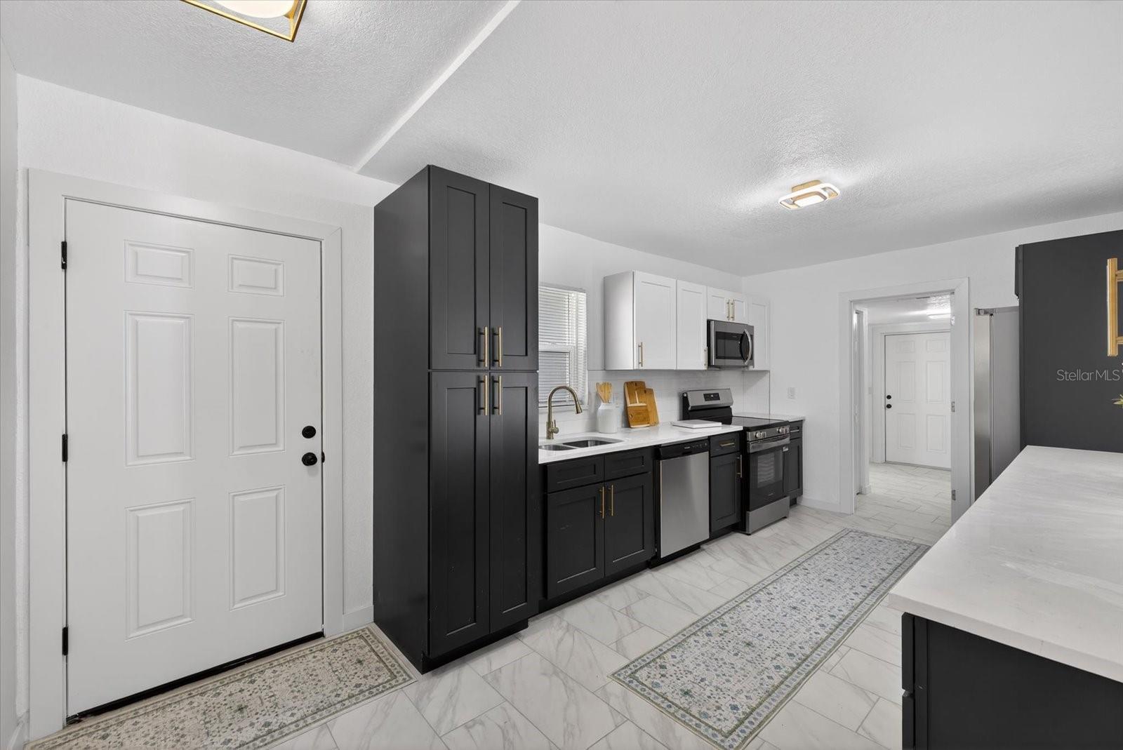 GULF TERRACE - Residential