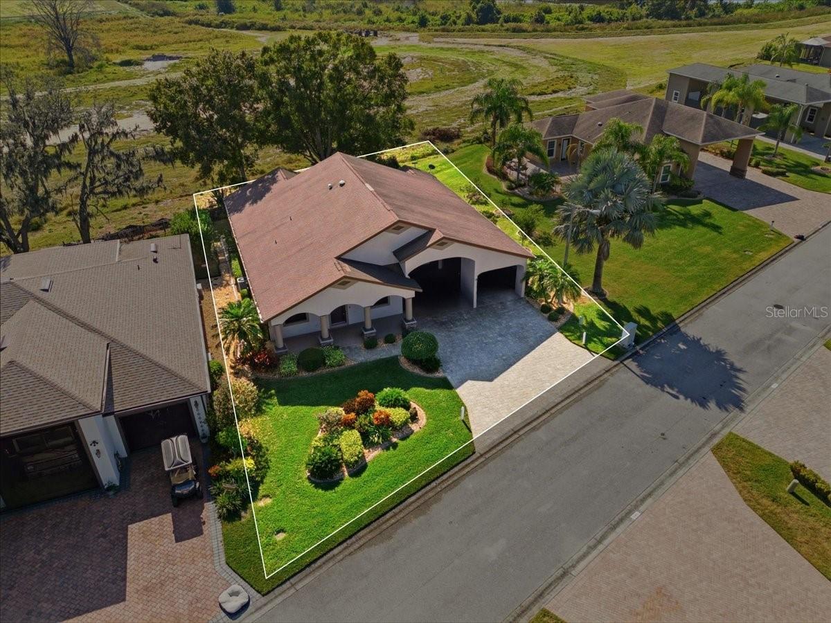 584 MEANDERING WAY