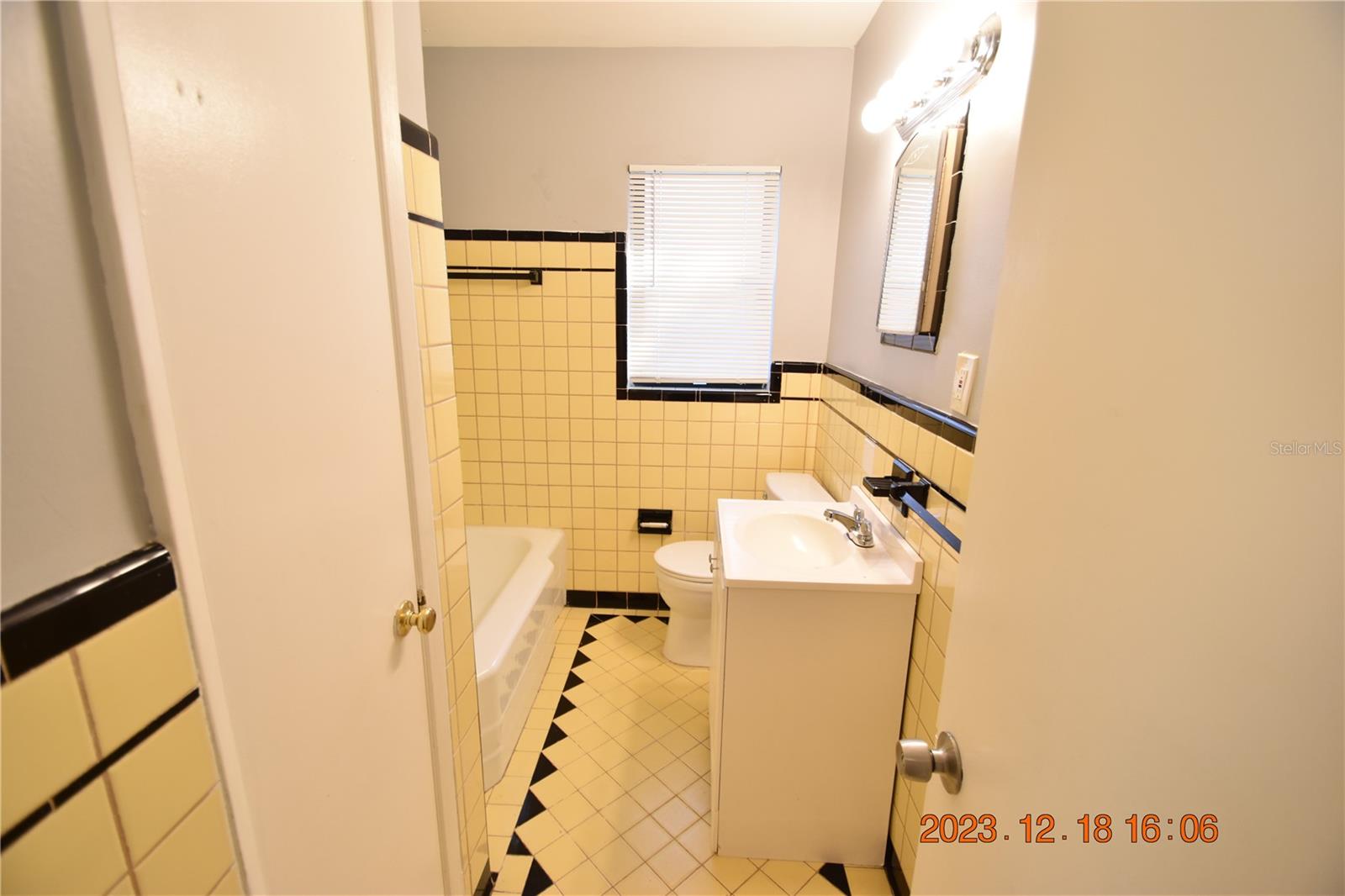 PINE BROOK HIGHLANDS - Residential Lease