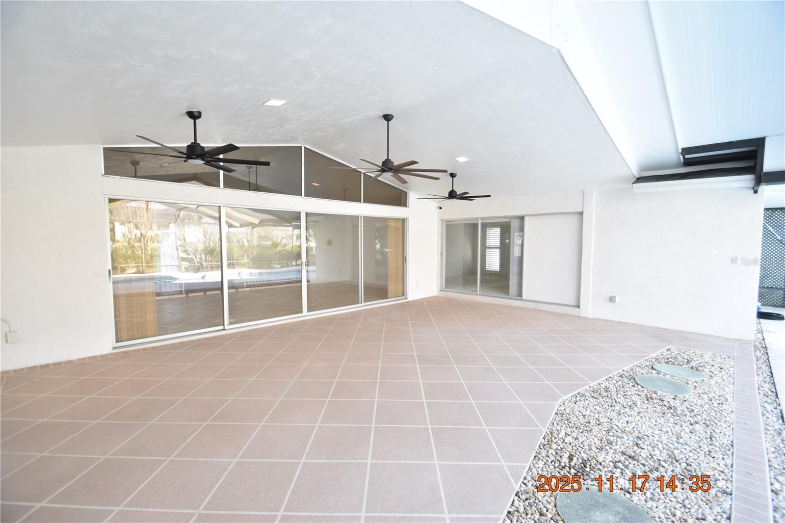 APOLLO BEACH UNIT TWO - Residential Lease