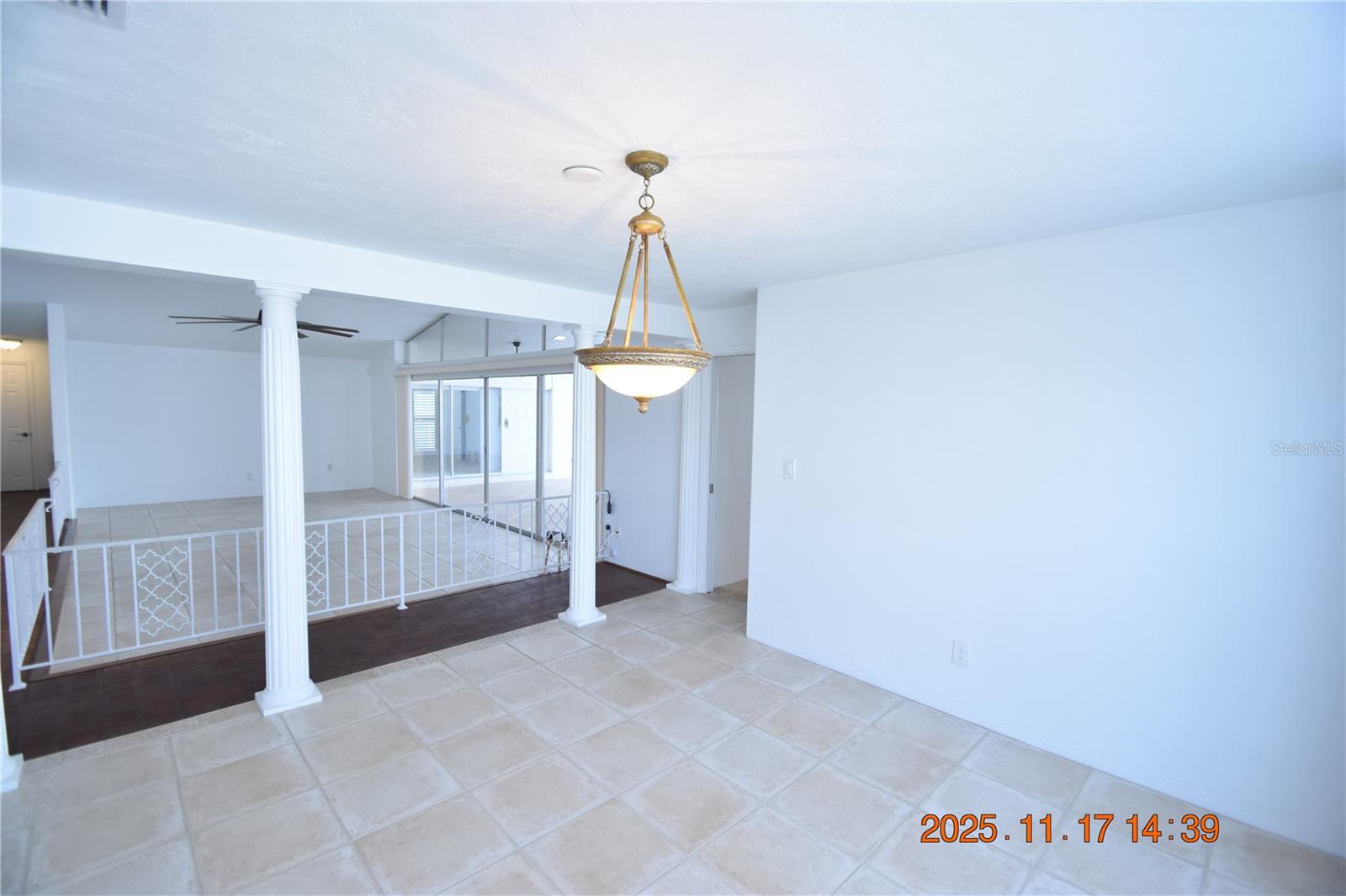 APOLLO BEACH UNIT TWO - Residential Lease