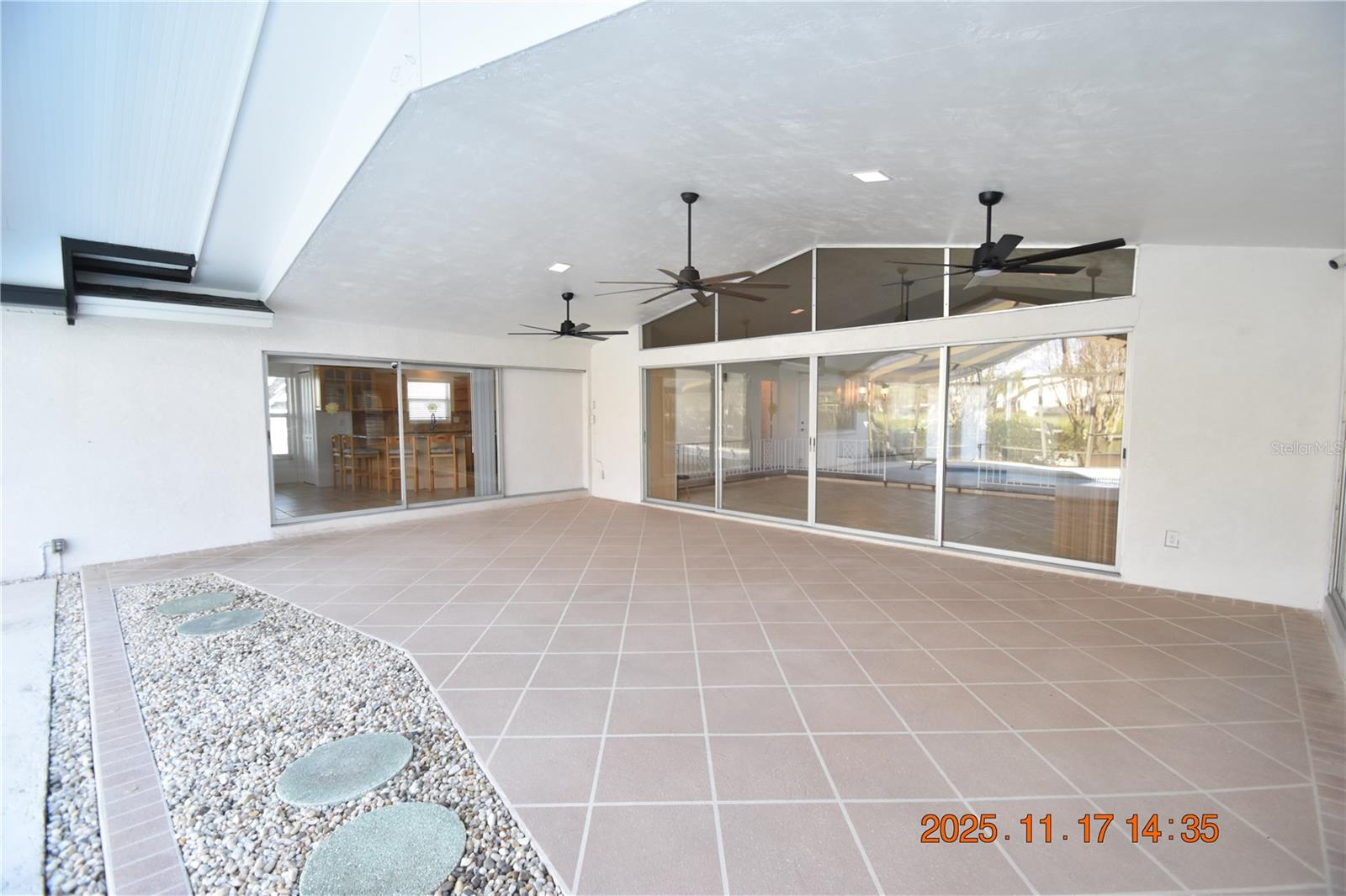 APOLLO BEACH UNIT TWO - Residential Lease