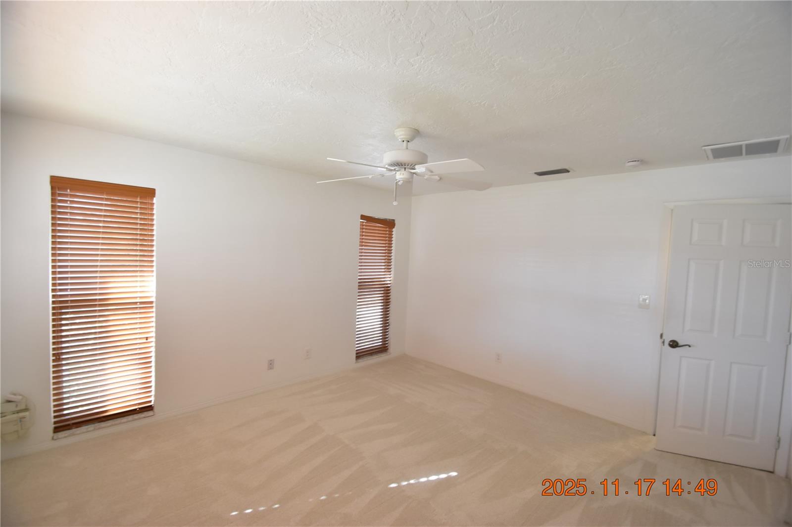 APOLLO BEACH UNIT TWO - Residential Lease