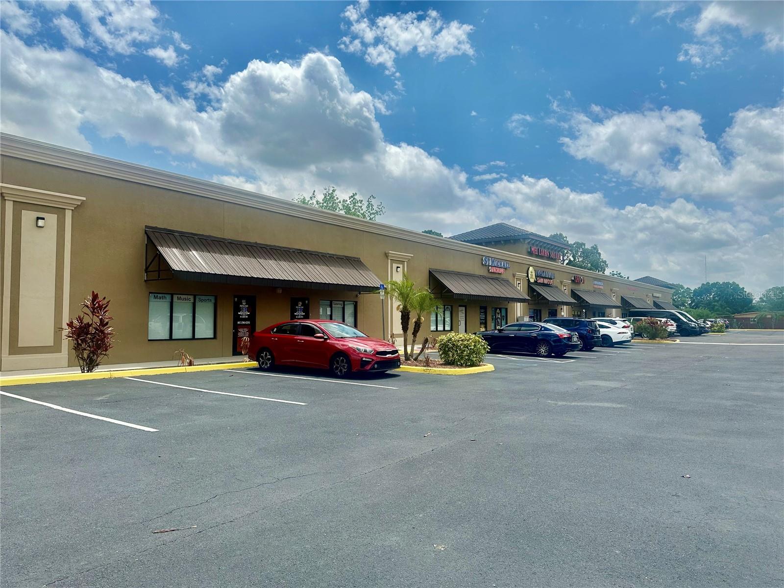639 N PINE HILLS ROAD