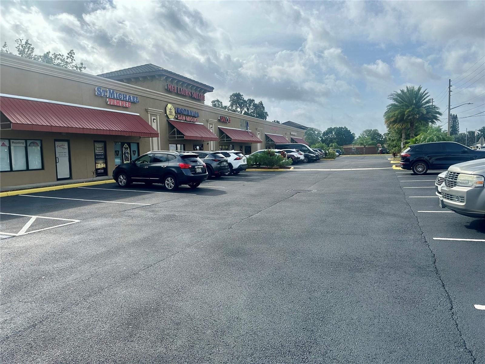 639 N PINE HILLS ROAD