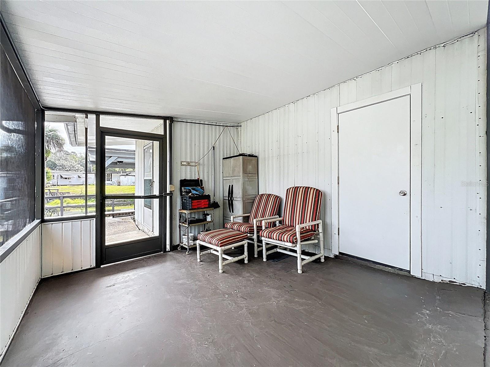 EAST LAKE HARRIS ESTATES - Residential