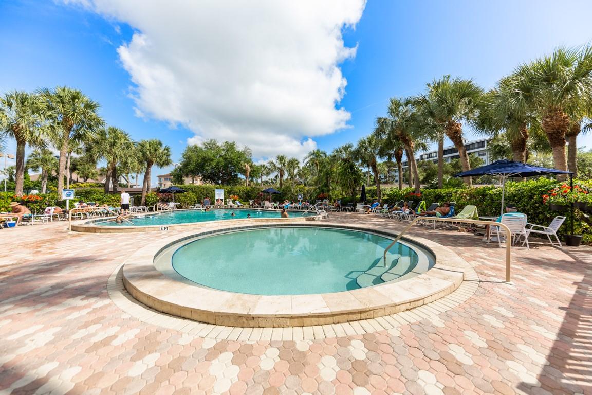HARBOR TOWERS Y & R - Residential