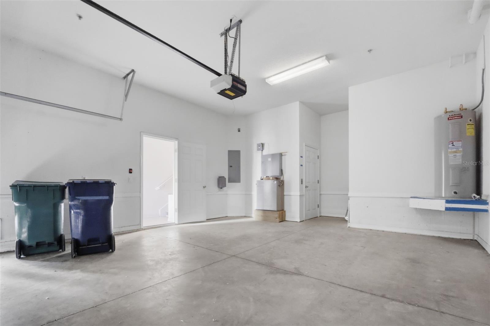 RIVERBAY TWNHMS PH TWO - Residential Lease