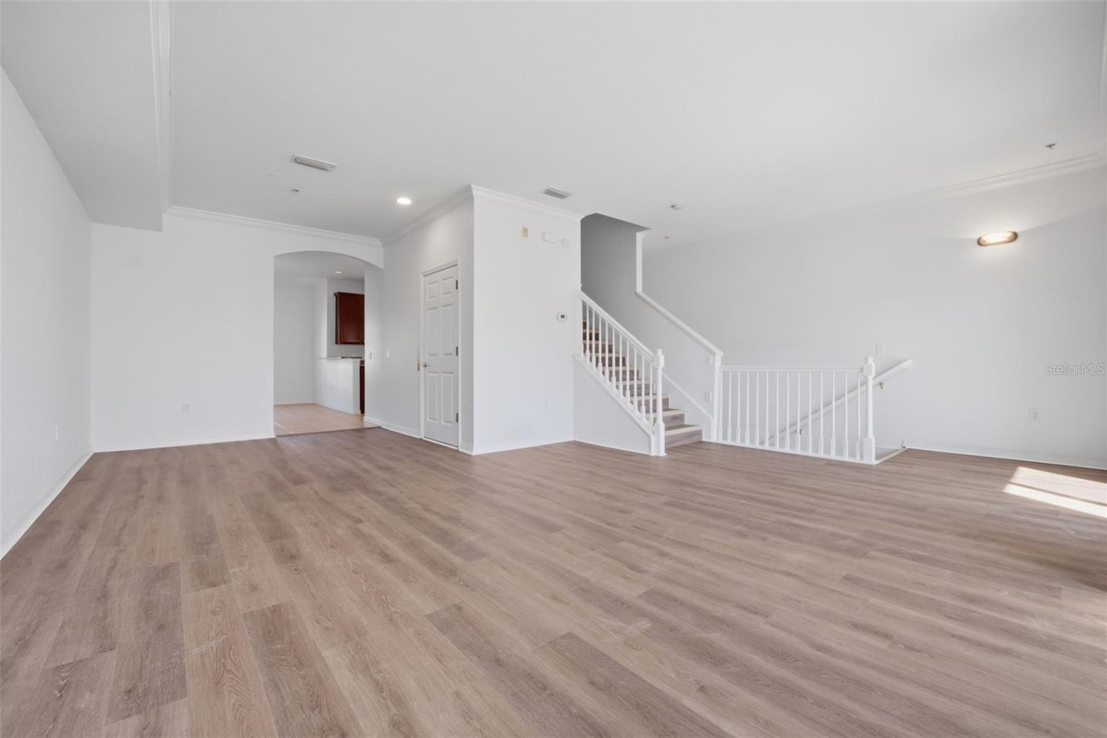 RIVERBAY TWNHMS PH TWO - Residential Lease