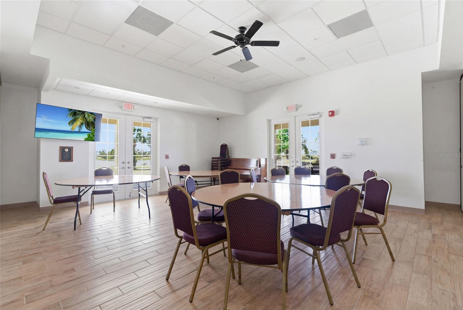 ROTONDA WEST BROADMOOR - Residential