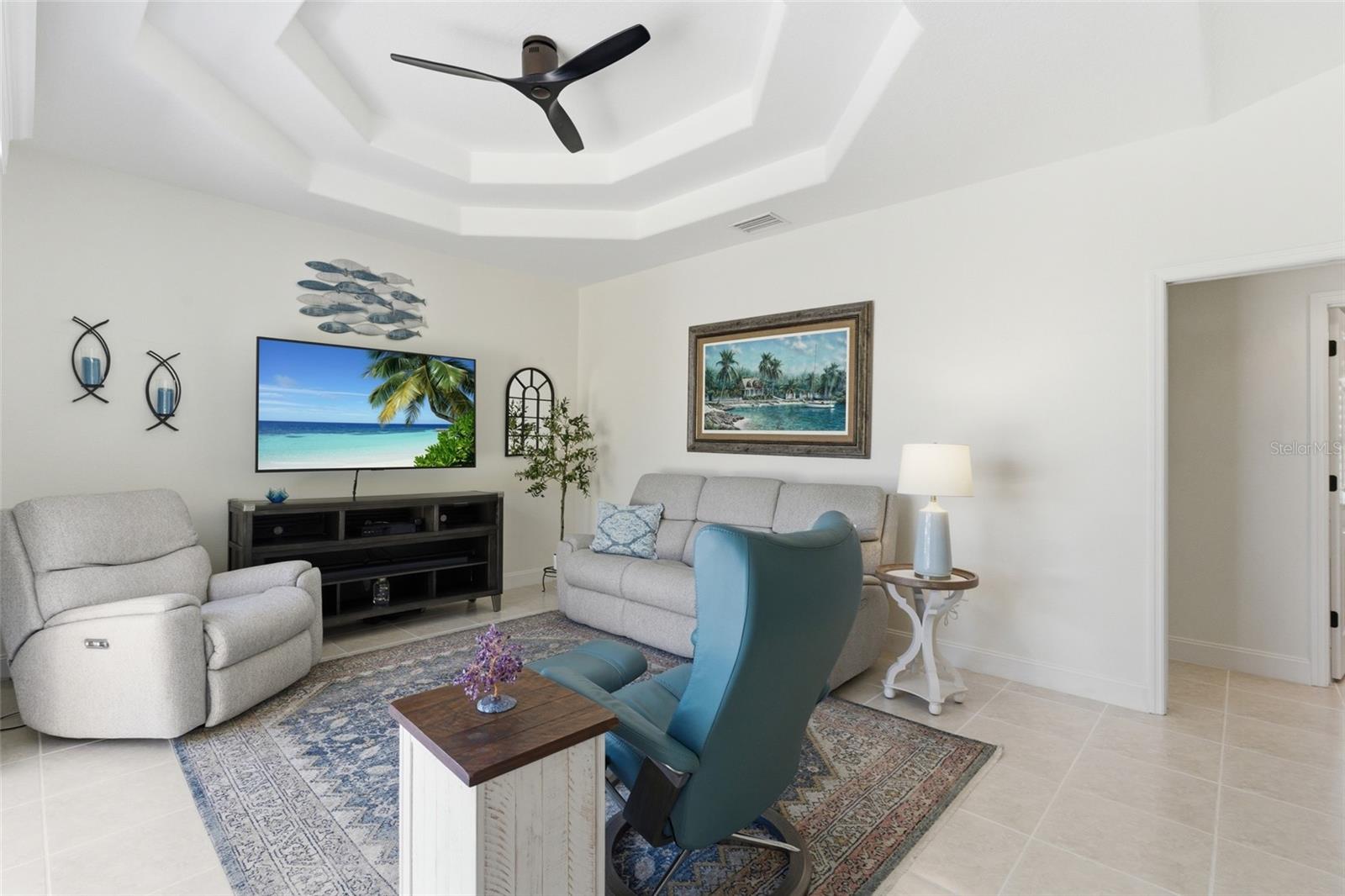 ROTONDA WEST BROADMOOR - Residential