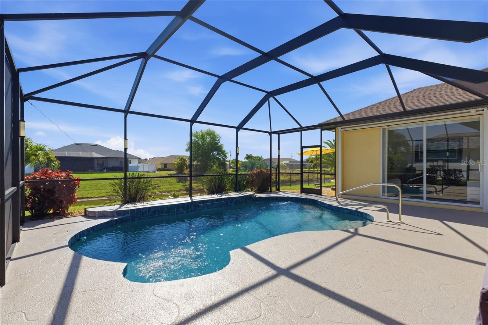 ROTONDA WEST BROADMOOR - Residential