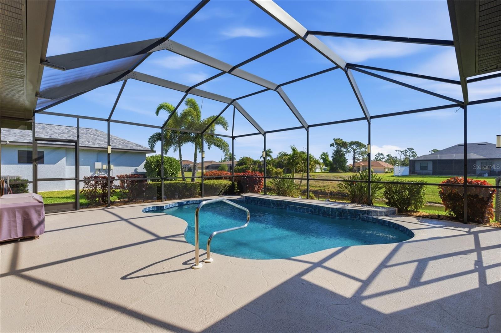 ROTONDA WEST BROADMOOR - Residential