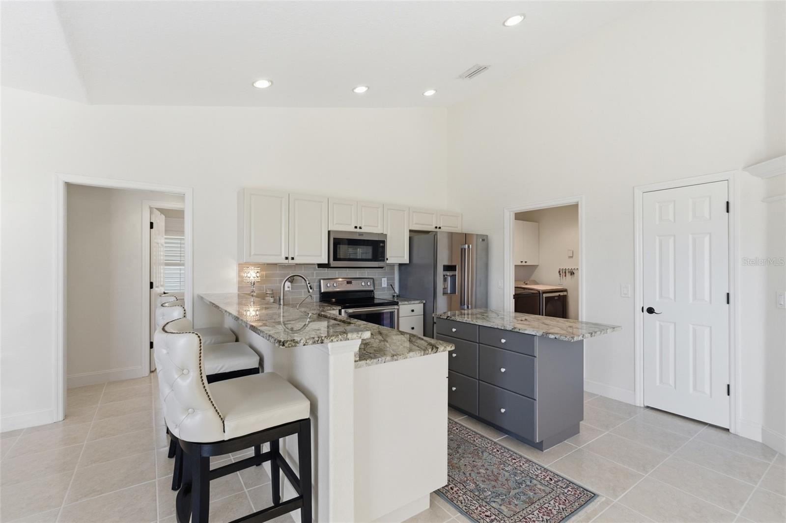 ROTONDA WEST BROADMOOR - Residential