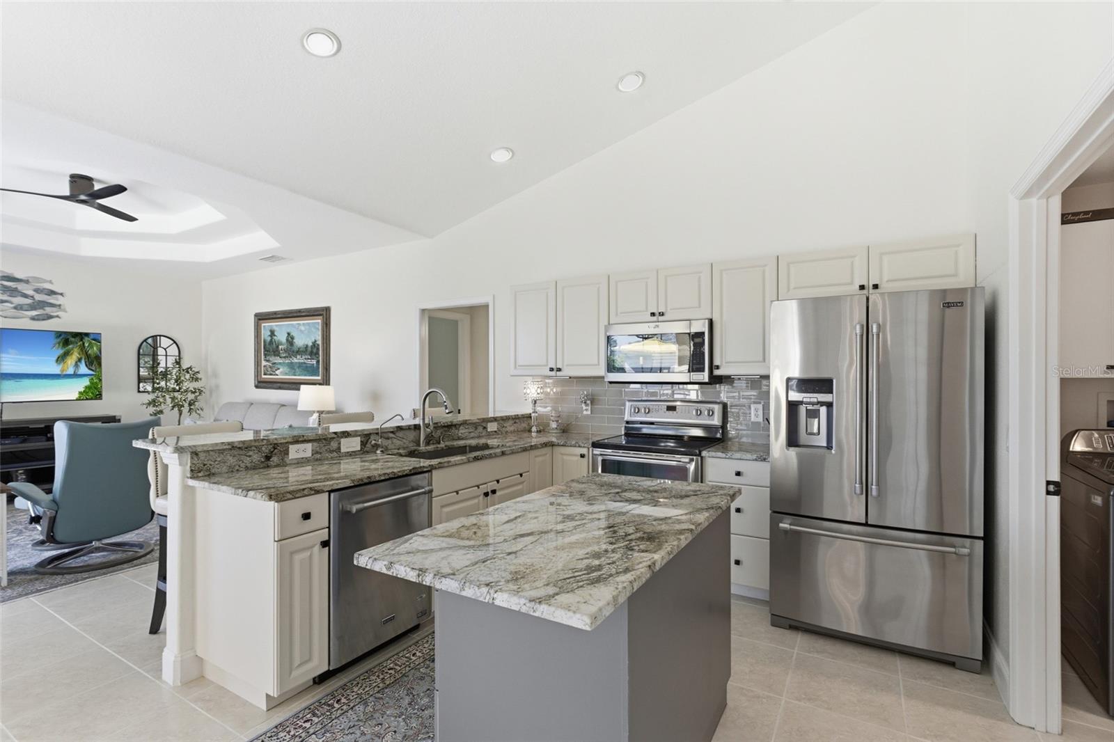 ROTONDA WEST BROADMOOR - Residential