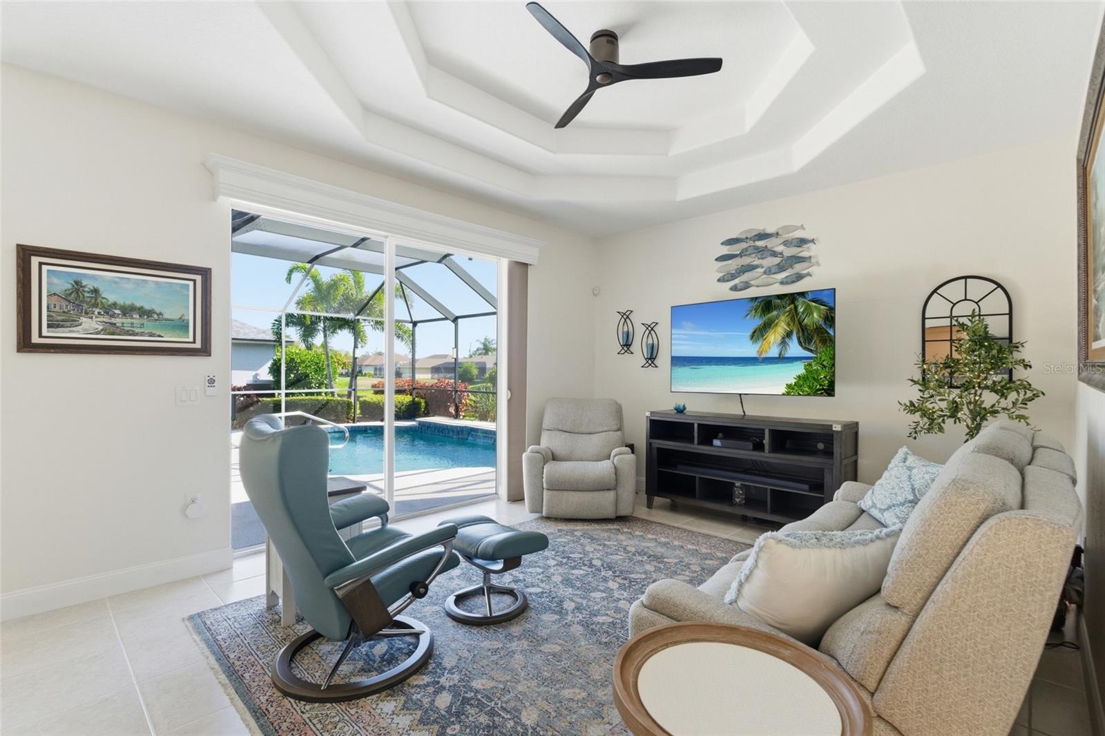 ROTONDA WEST BROADMOOR - Residential