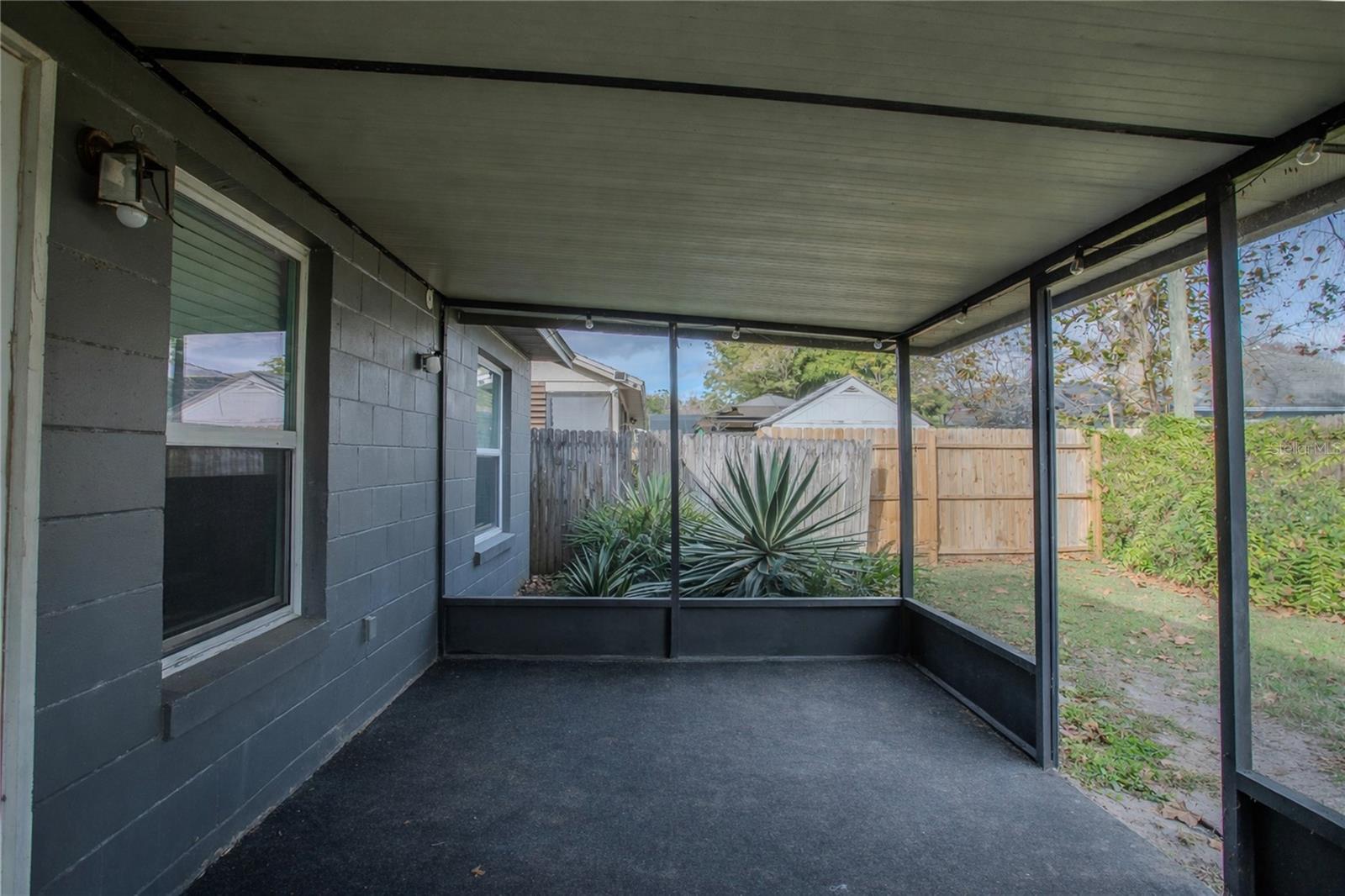 RIO PINAR LAKES - Residential