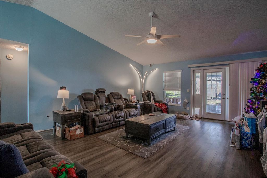 Photo of 7927 Sapphire Lane, Orlando, FL 32822 (MLS # O6368535)