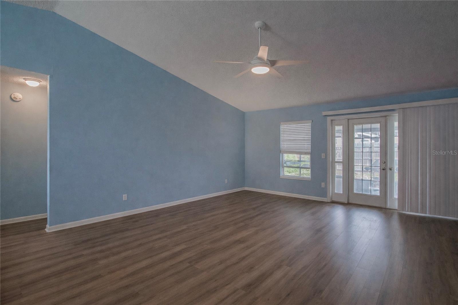 RIO PINAR LAKES - Residential