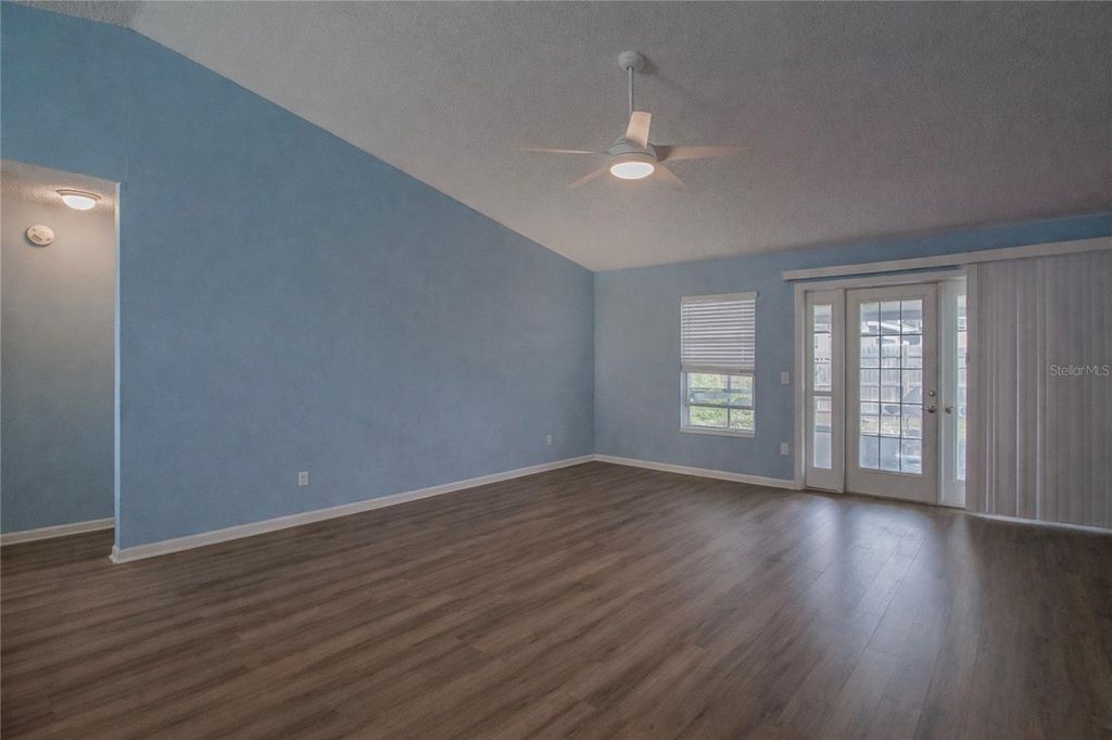 Photo of 7927 Sapphire Lane, Orlando, FL 32822 (MLS # O6368535)