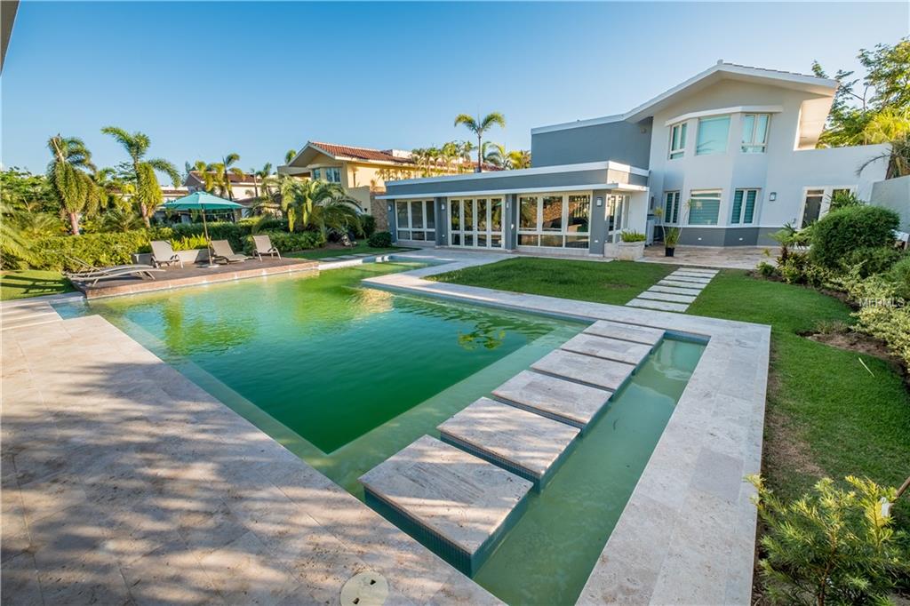 DORADO BEACH EAST - Residential