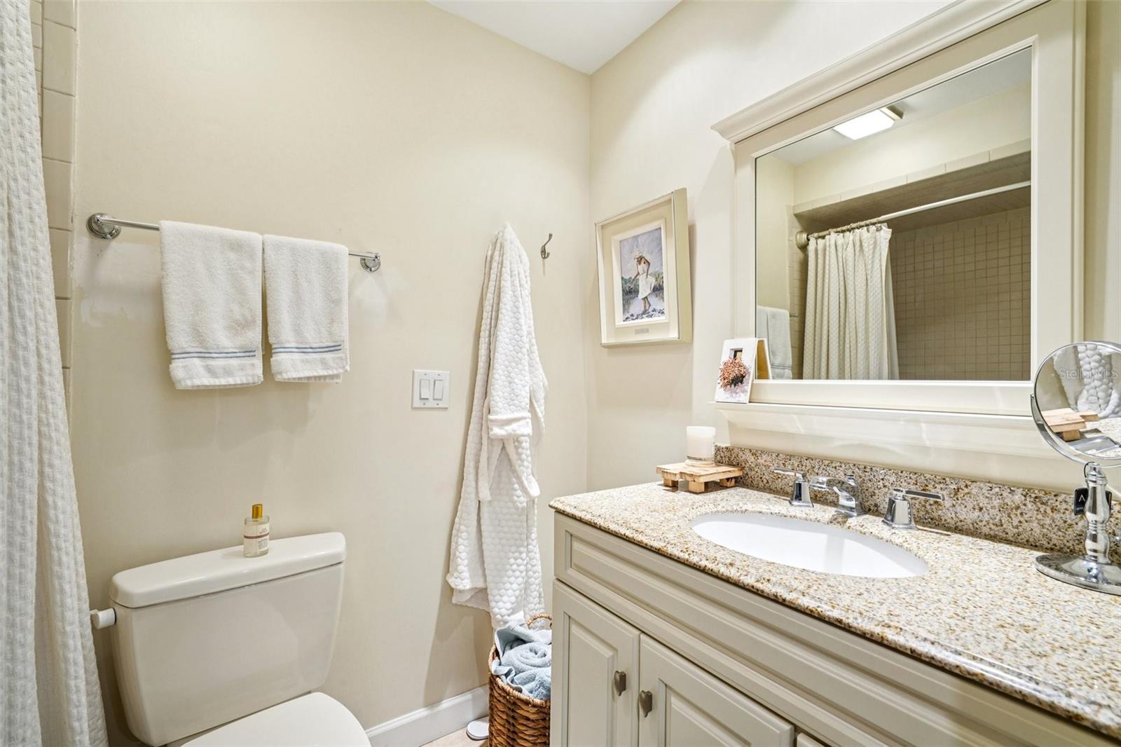 CROWDER MANOR CONDO PHAS - Residential