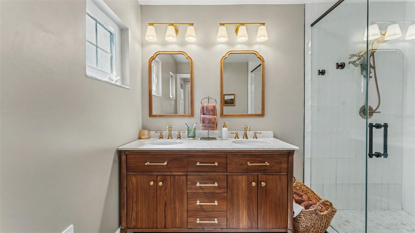 CLEVELAND HEIGHTS - Residential