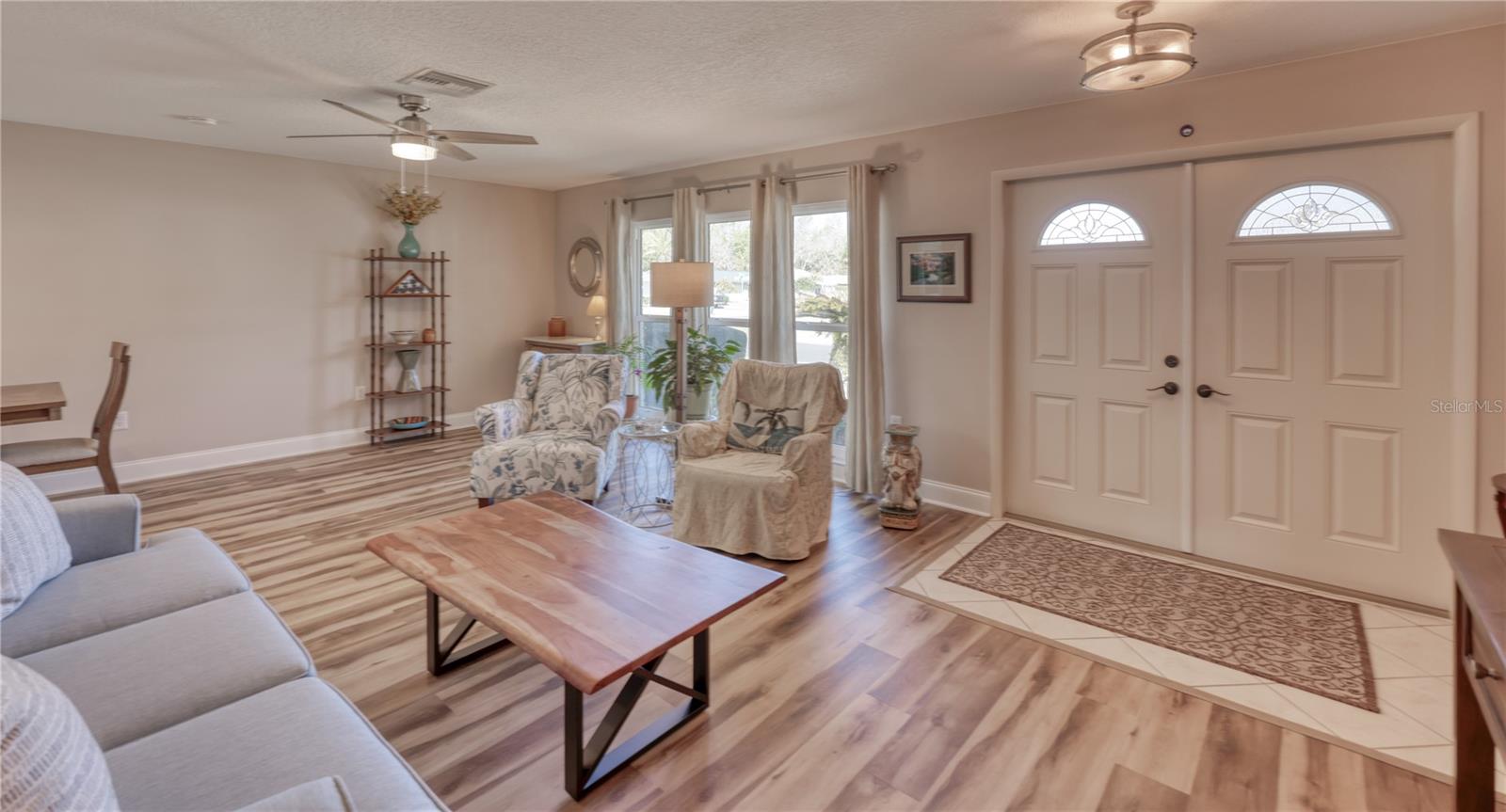 ANCHORAGE OF TARPON LAKE UNIT THREE THE - Residential