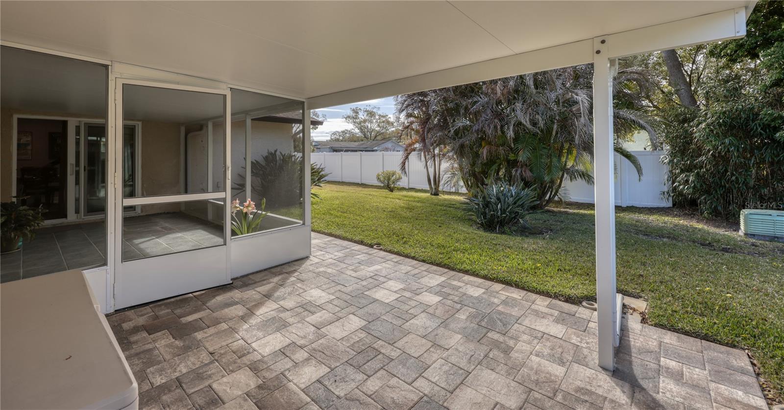 ANCHORAGE OF TARPON LAKE UNIT THREE THE - Residential