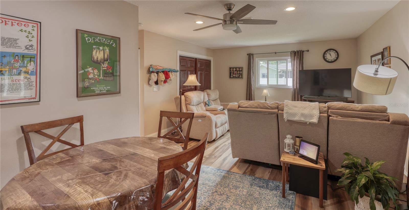 ANCHORAGE OF TARPON LAKE UNIT THREE THE - Residential