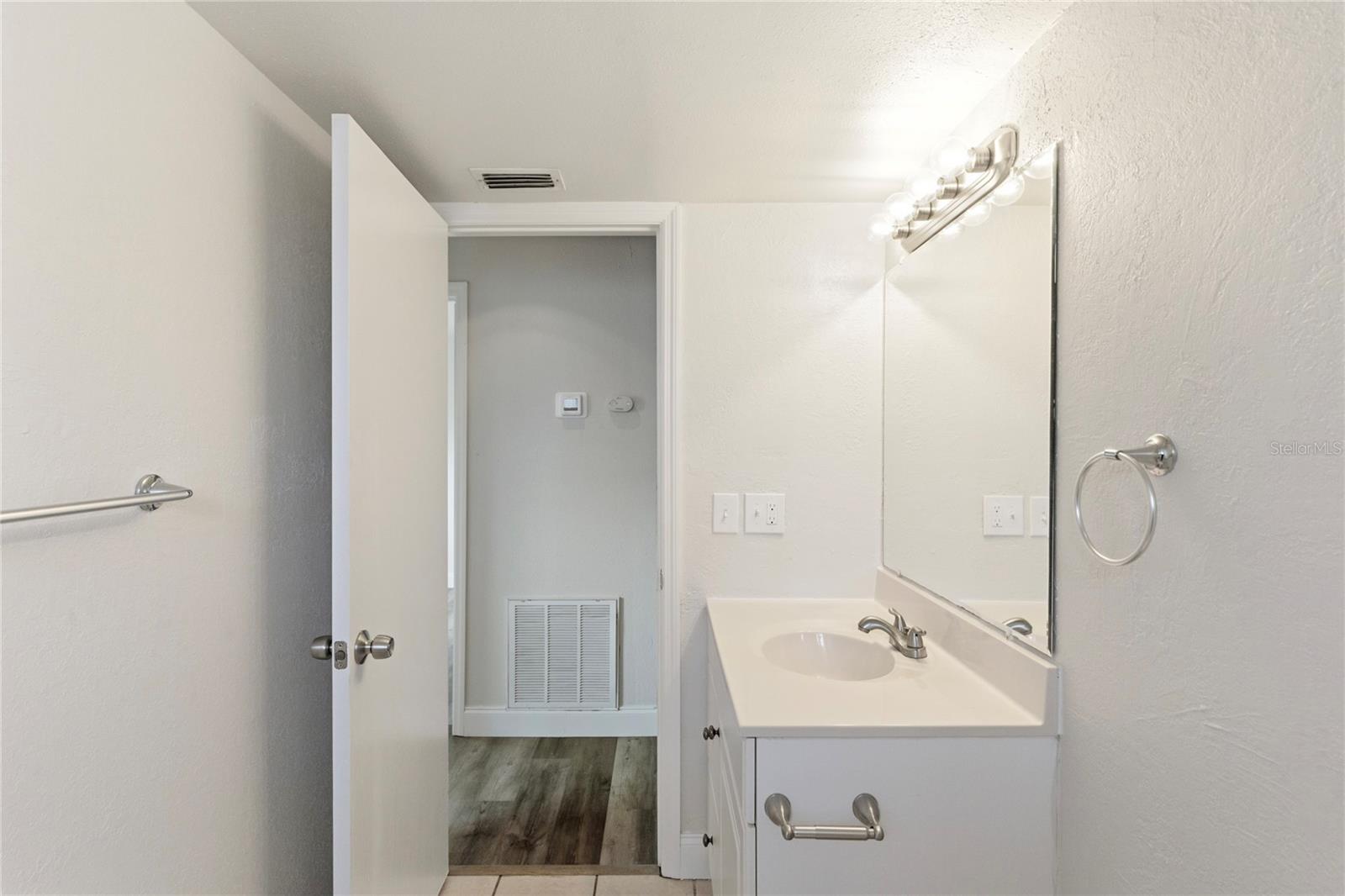 BAHIA VISTA - Residential