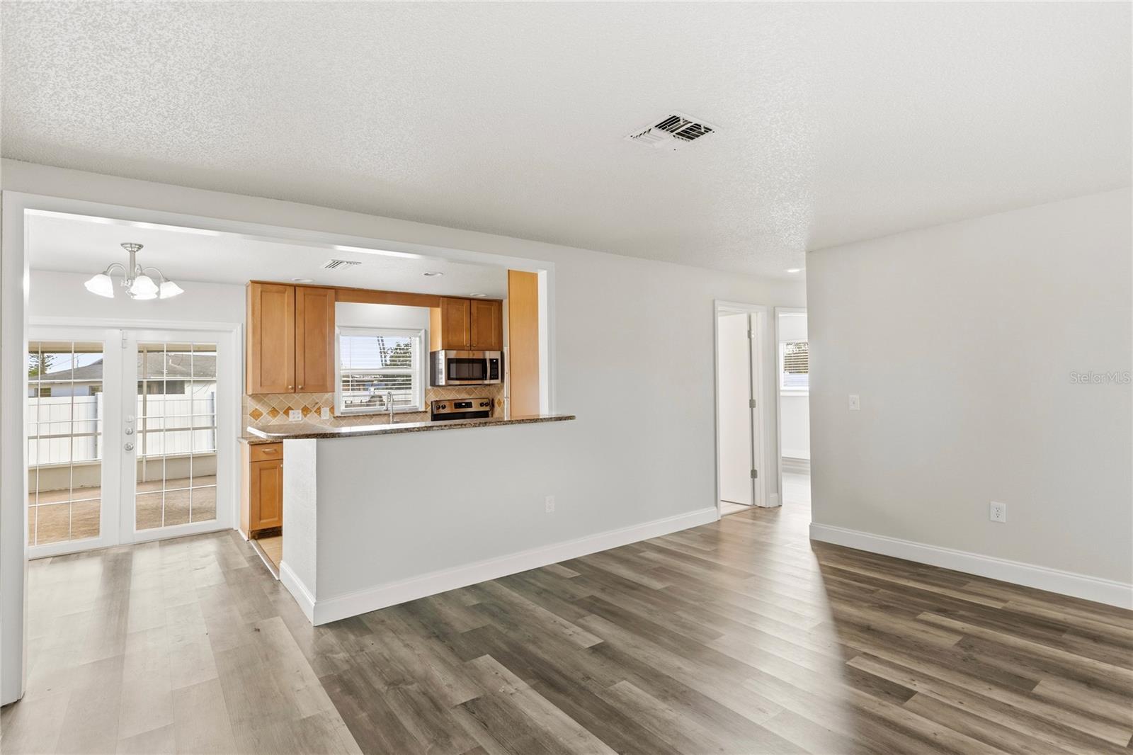 BAHIA VISTA - Residential