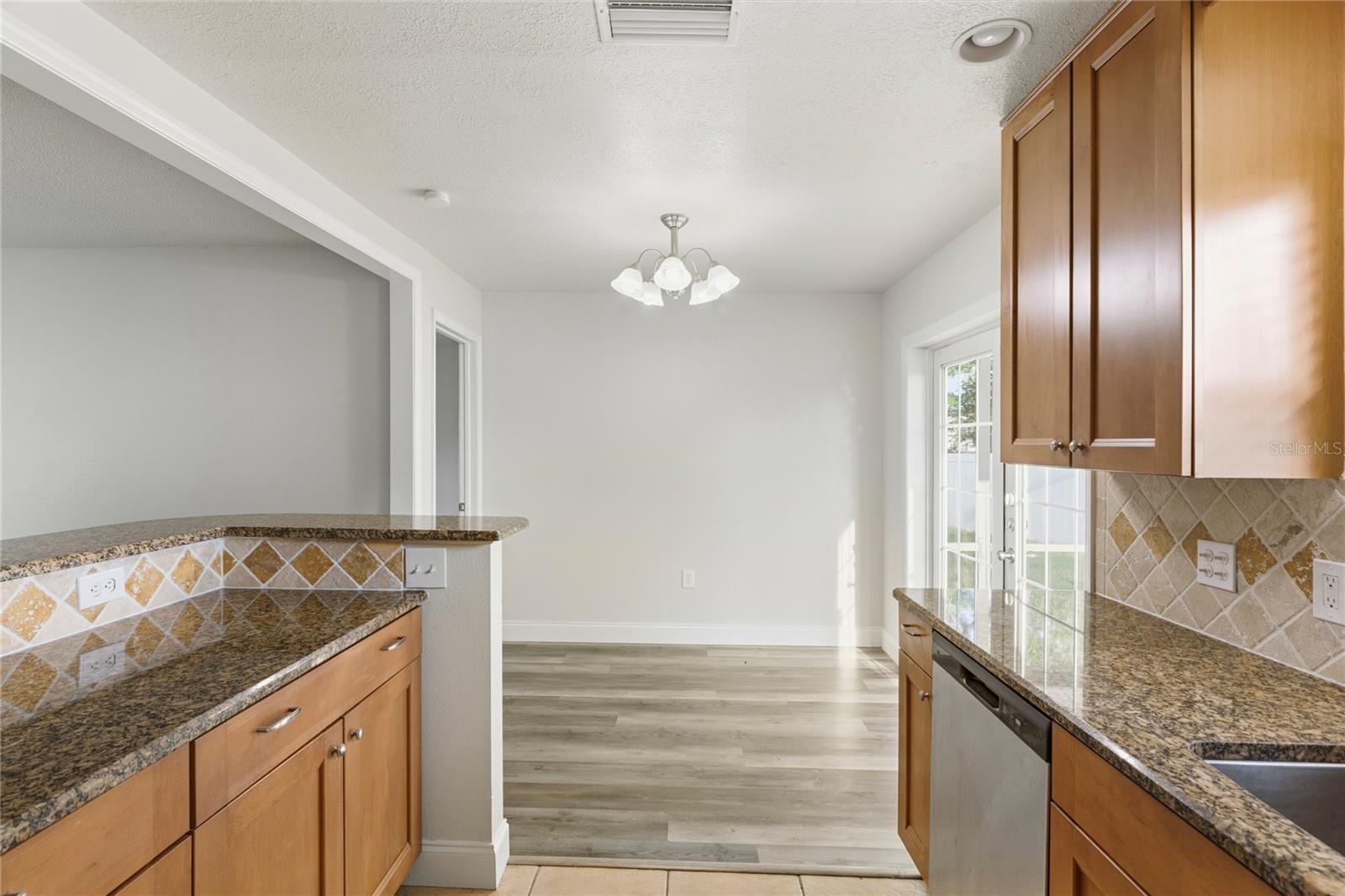 BAHIA VISTA - Residential