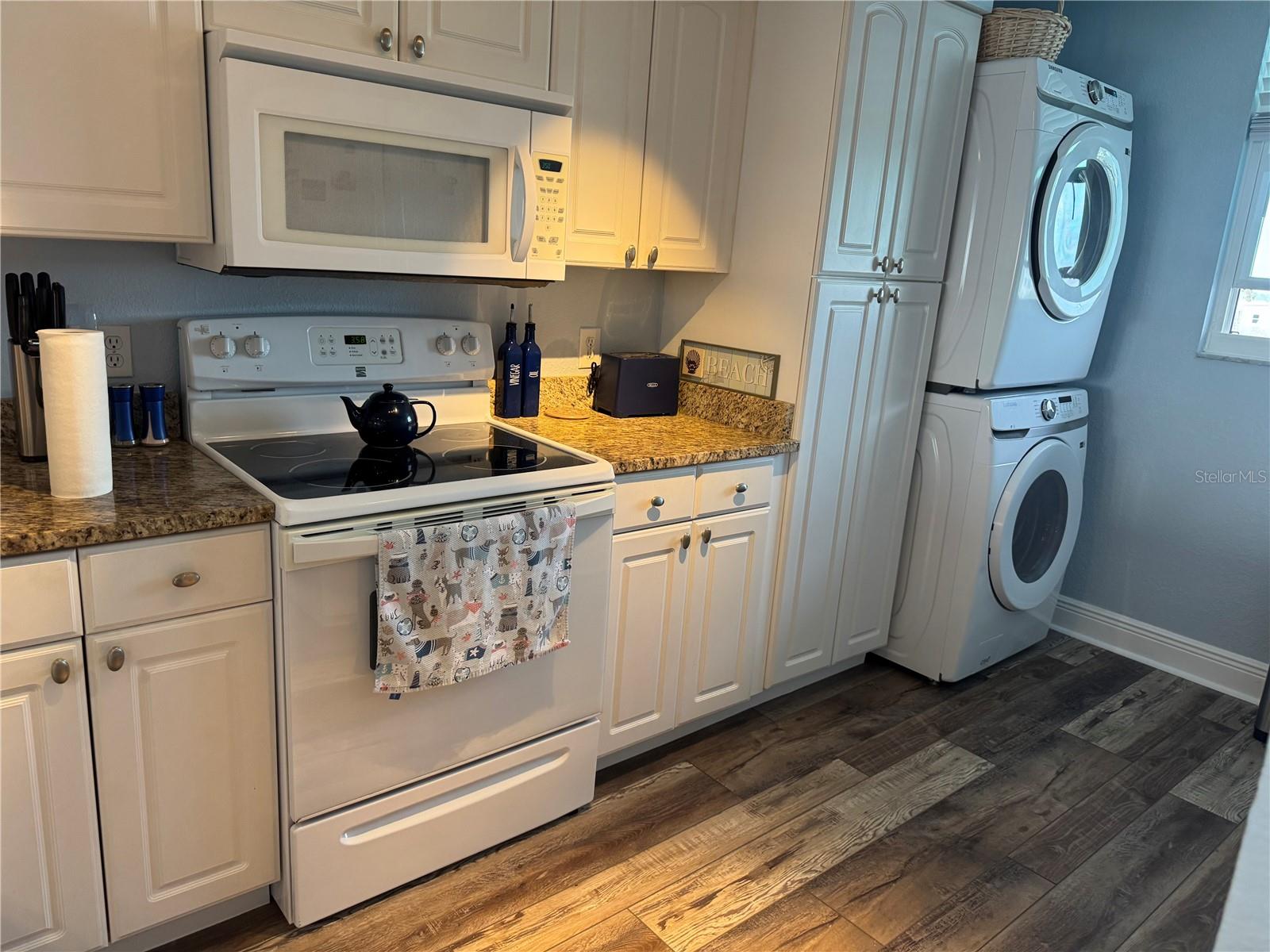 SURFSIDE TOWER CONDO - Residential Lease