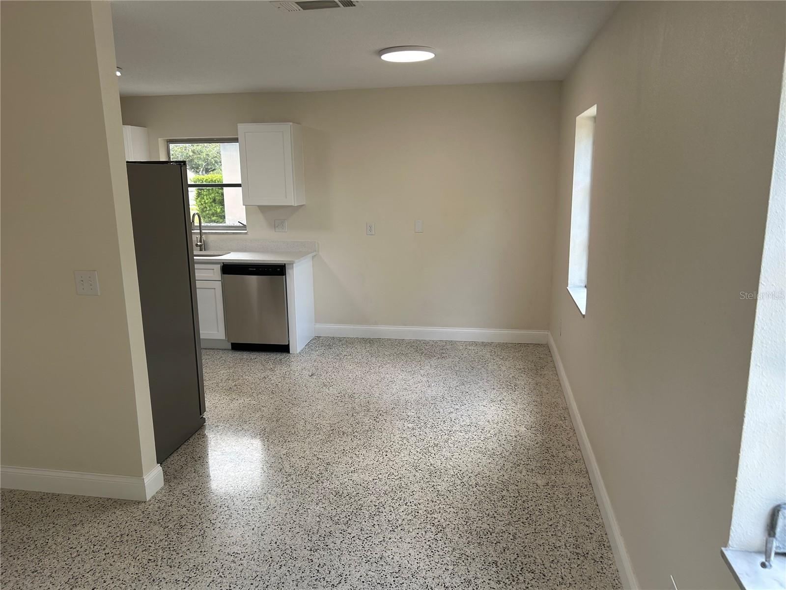 DELTONA LAKES UNIT 16 - Residential