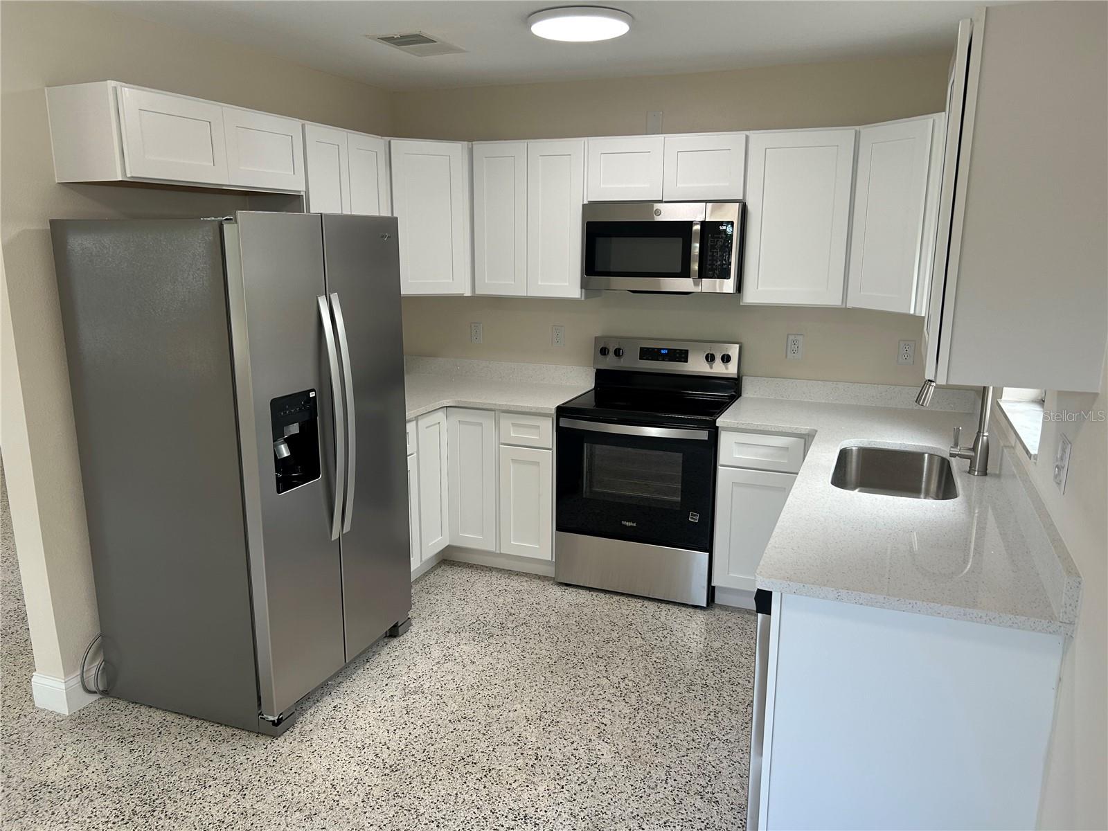 DELTONA LAKES UNIT 16 - Residential