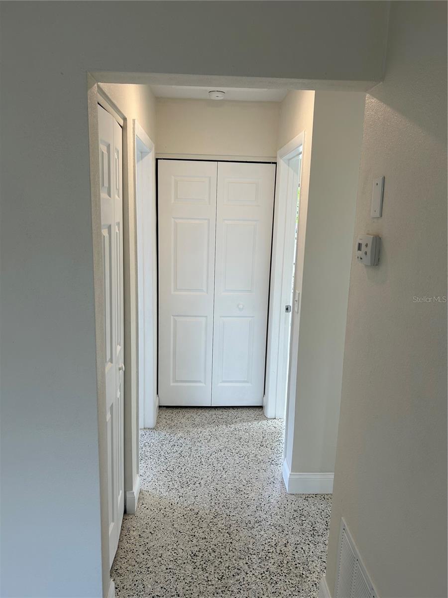 DELTONA LAKES UNIT 16 - Residential