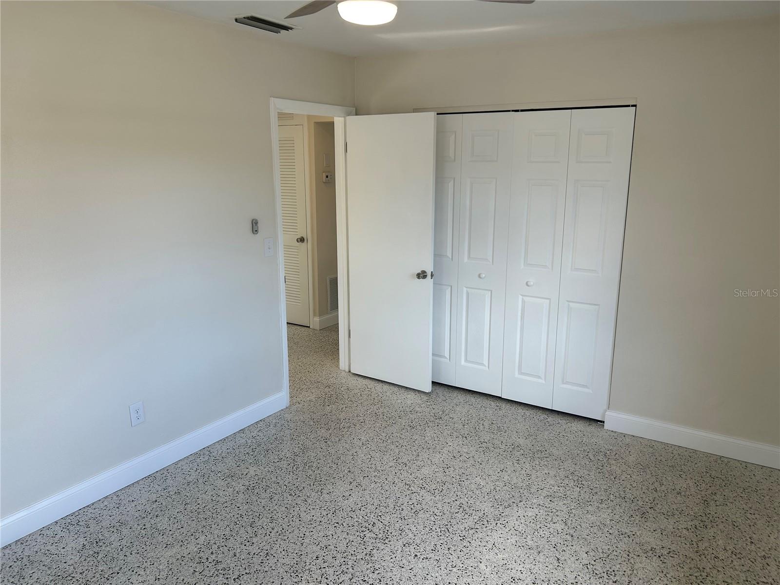 DELTONA LAKES UNIT 16 - Residential