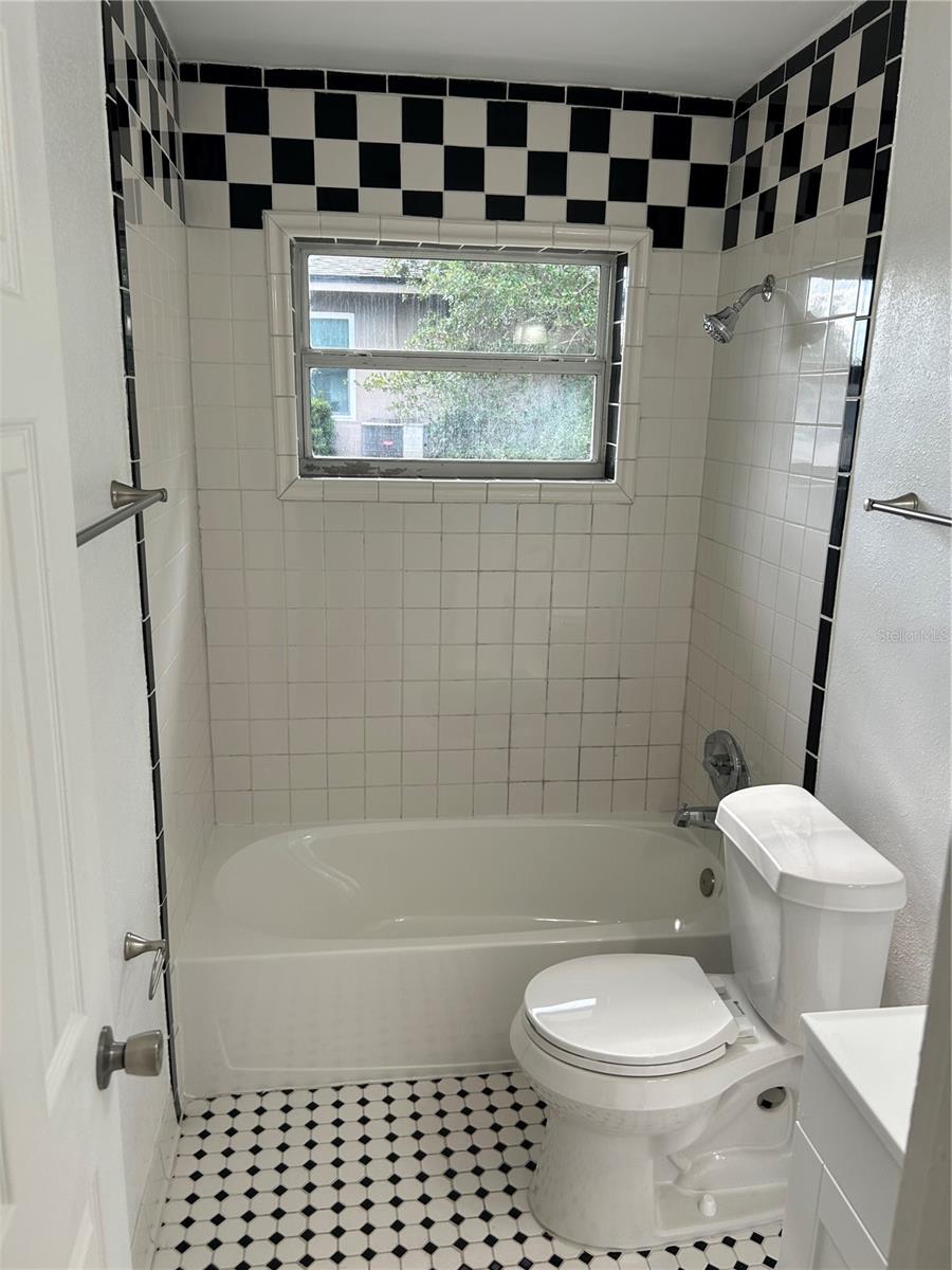 DELTONA LAKES UNIT 16 - Residential