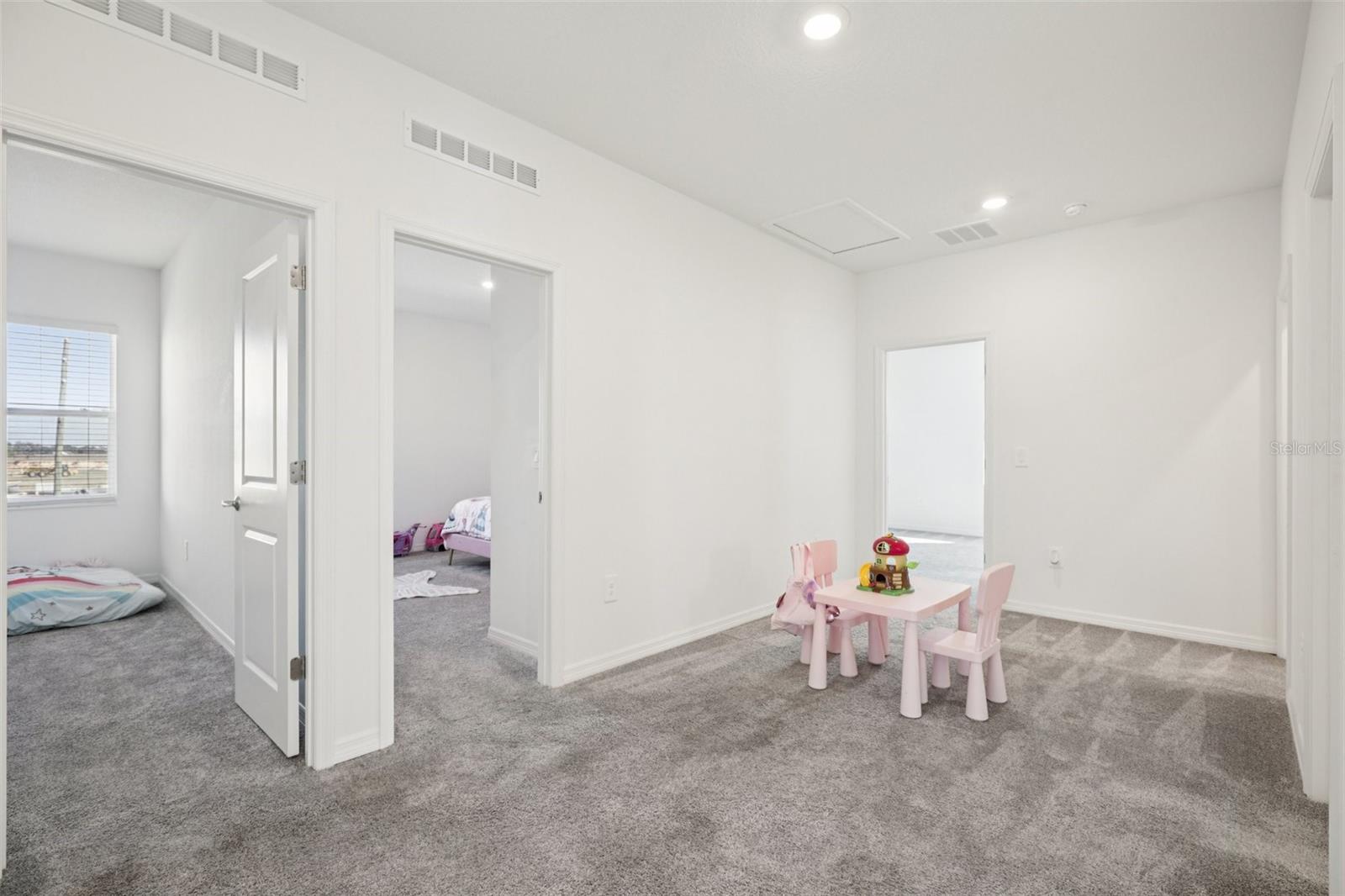 GOLDEN ORCHARD - Residential