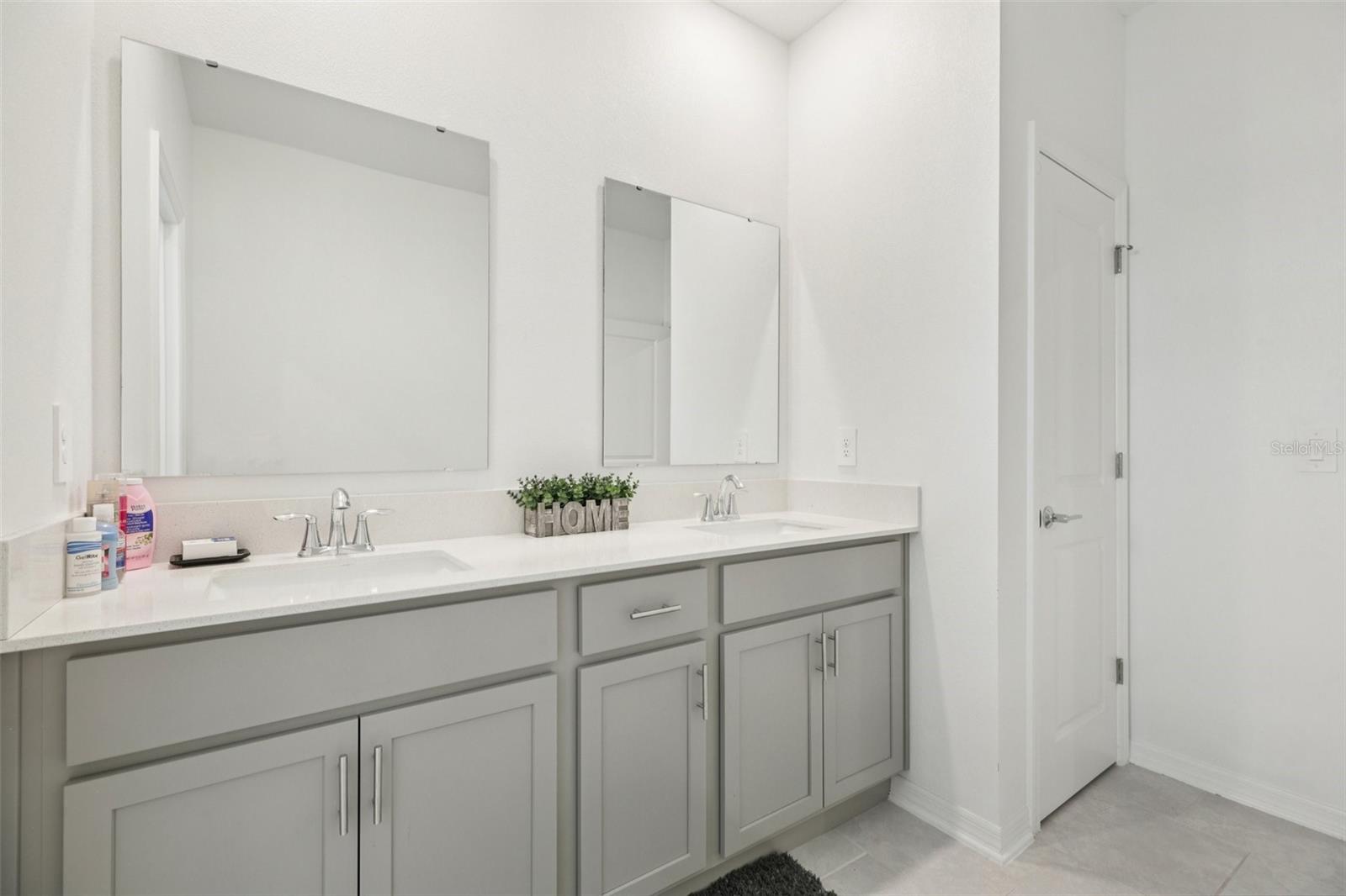 GOLDEN ORCHARD - Residential