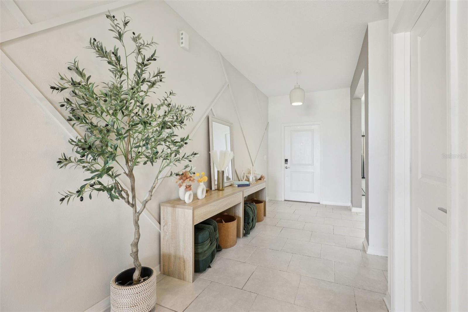 GOLDEN ORCHARD - Residential