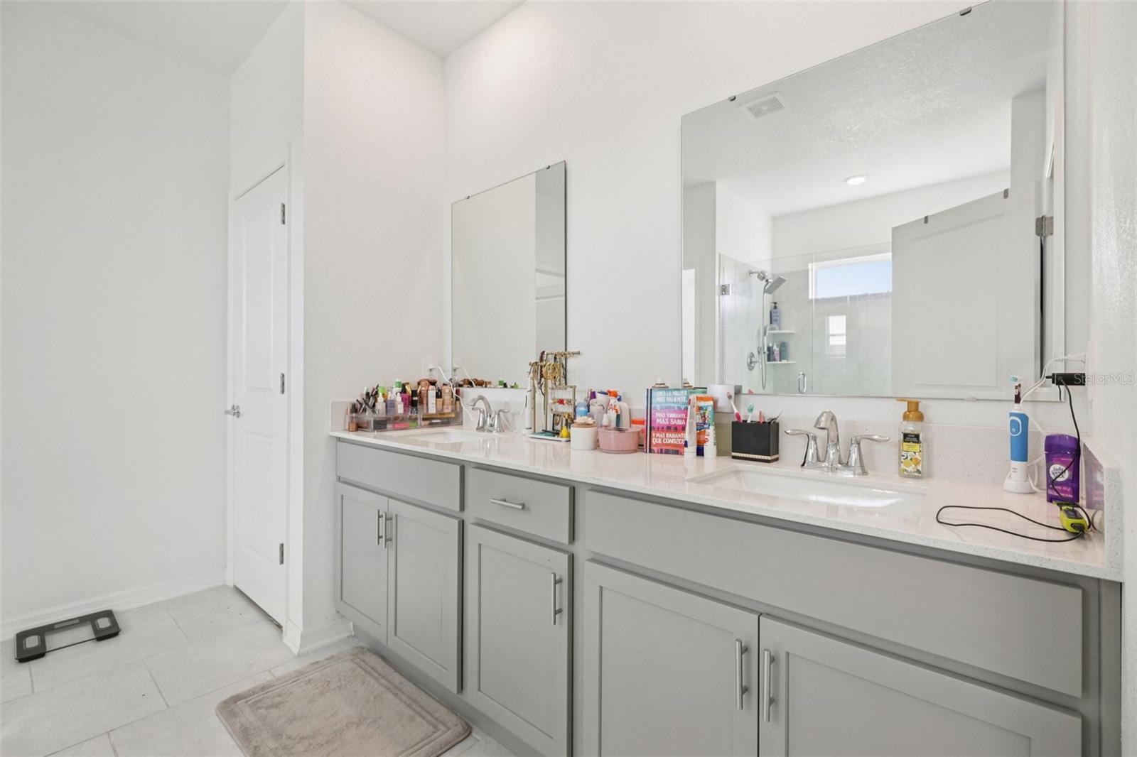 GOLDEN ORCHARD - Residential