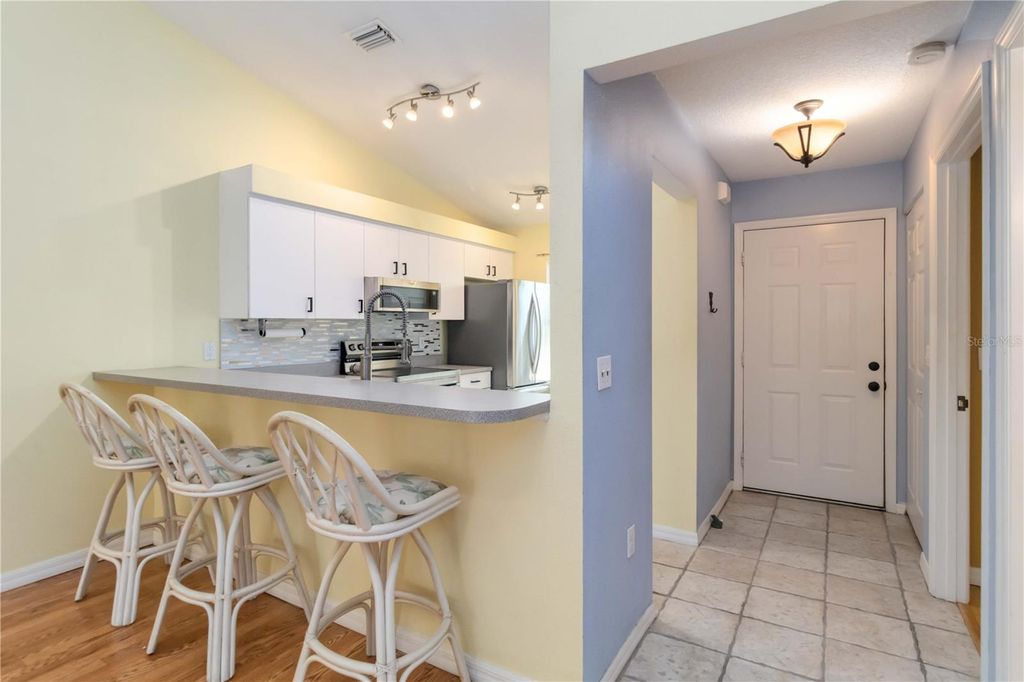 Photo of 642 N Jefferson Avenue #13, Sarasota, FL 34237 (MLS # A4651611)