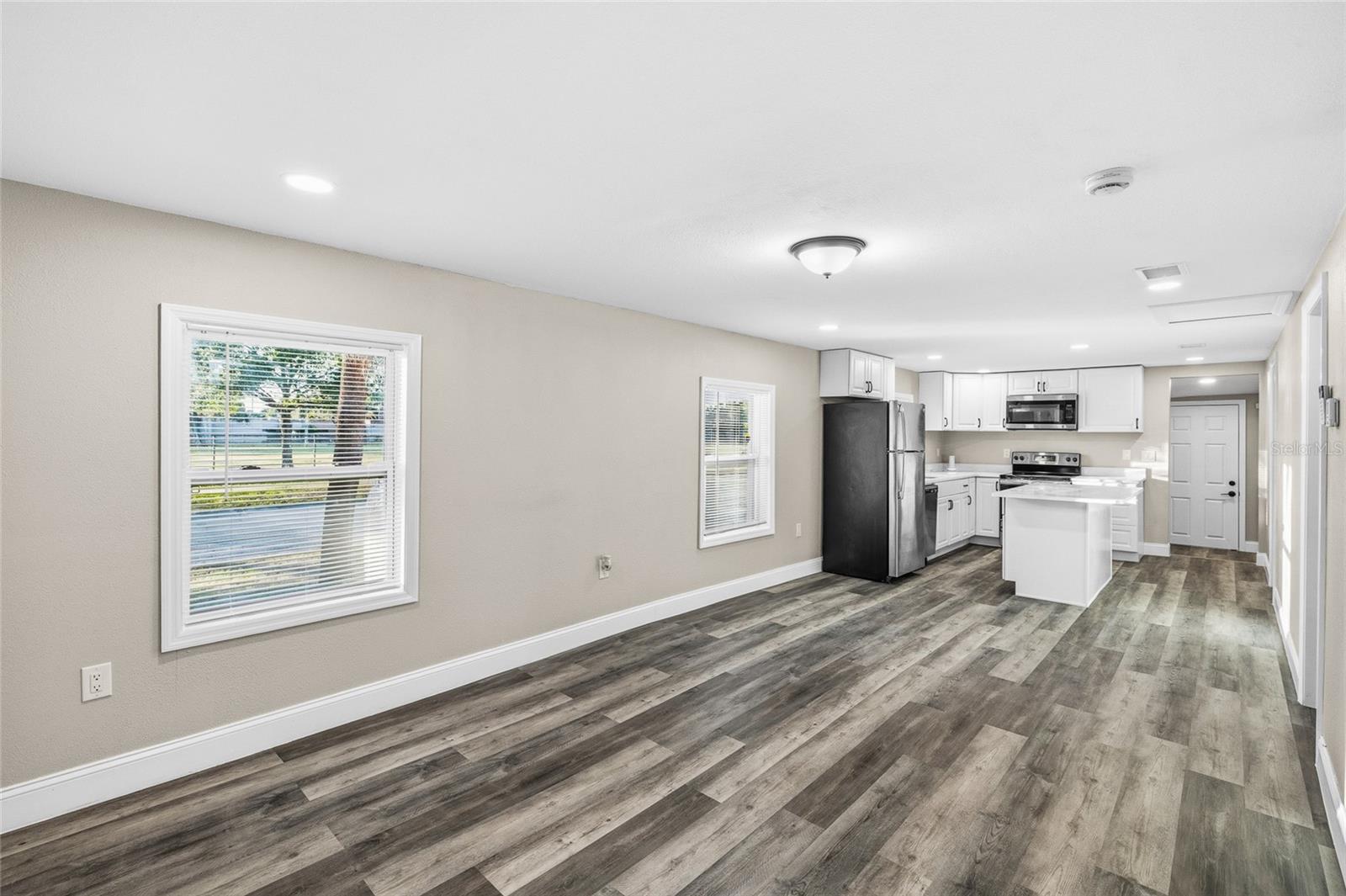 PRATHERS FOURTH ROYAL - Residential