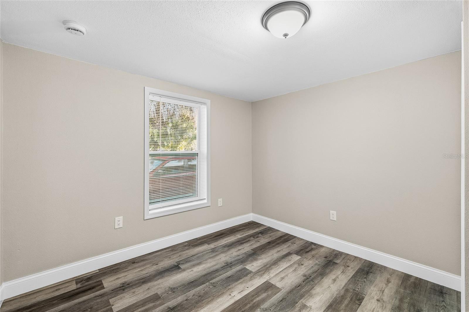 PRATHERS FOURTH ROYAL - Residential