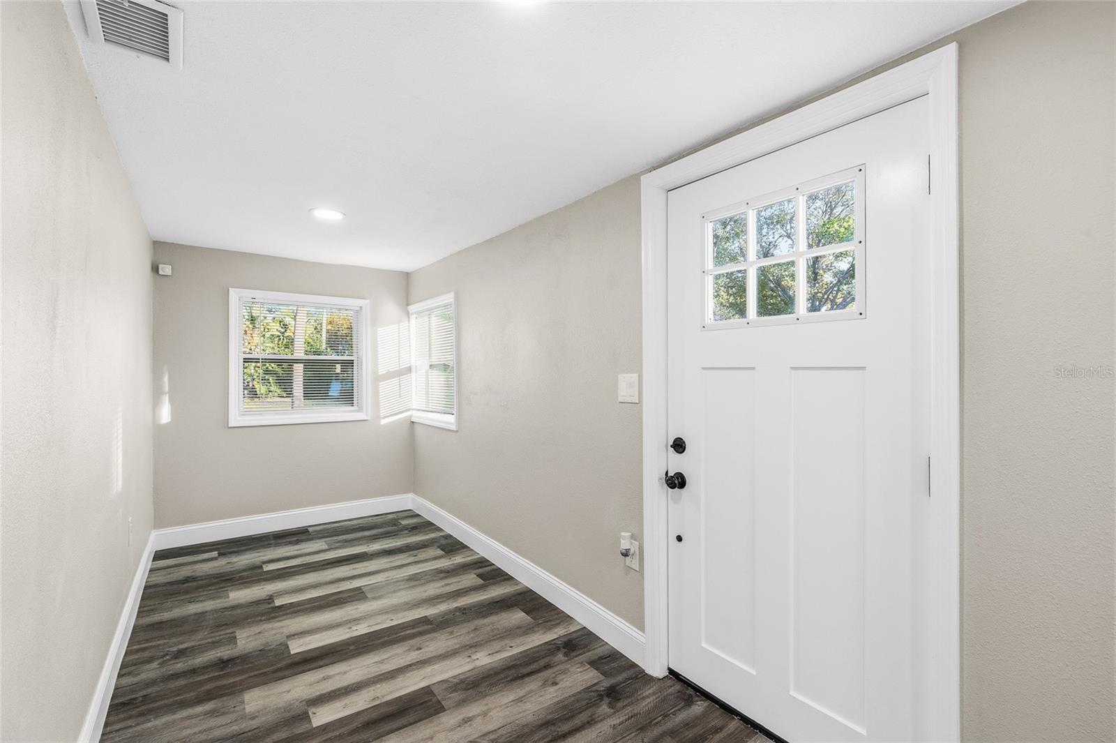 PRATHERS FOURTH ROYAL - Residential