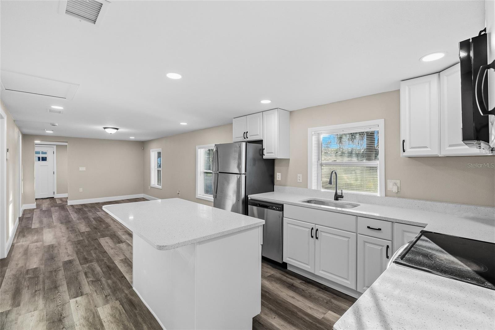 PRATHERS FOURTH ROYAL - Residential